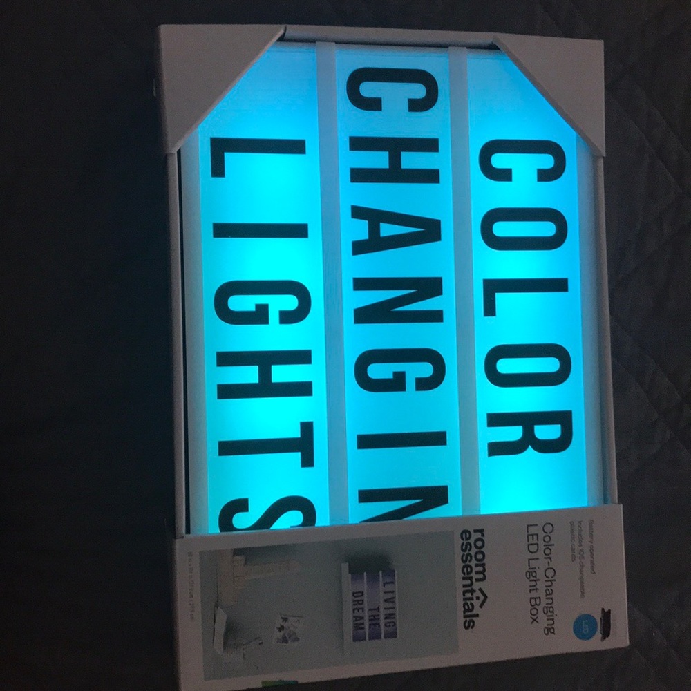 Color-Changing LED Light box - Picture 2 of 4